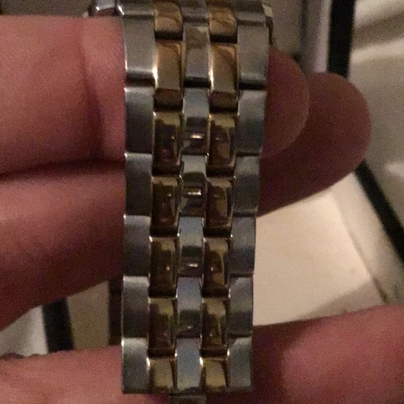 Women’s Bulova two toned watch - Picture 3 of 5